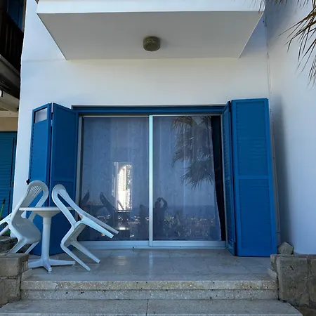 Two Bedroom Sea View Townhouse-villa Libellula Klorakas