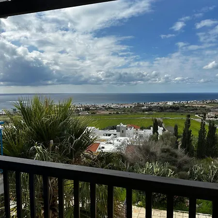 בית נופש Two Bedroom Sea View Townhouse-villa Libellula Klorakas