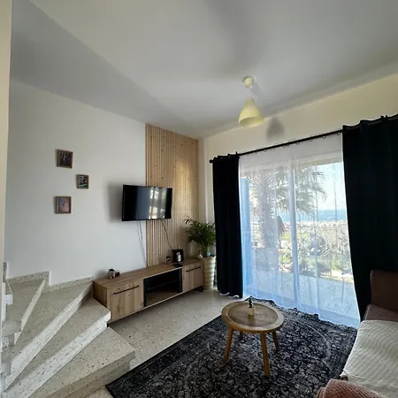 Two Bedroom Sea View Townhouse-villa Libellula Klorakas