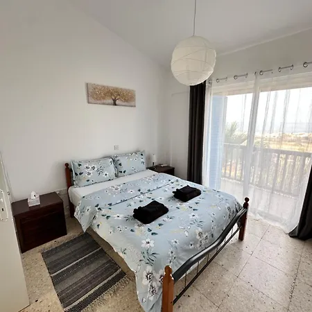Two Bedroom Sea View Townhouse-villa Libellula Vakantiehuis Klorakas