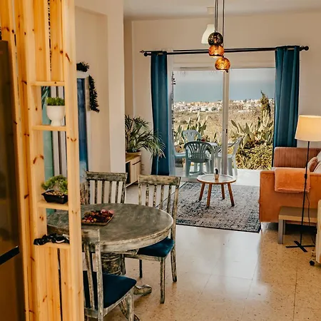 Feriehus Two Bedroom Sea View Townhouse-villa Libellula