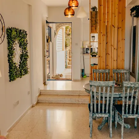 Two Bedroom Sea View Townhouse-villa Libellula Feriehus *