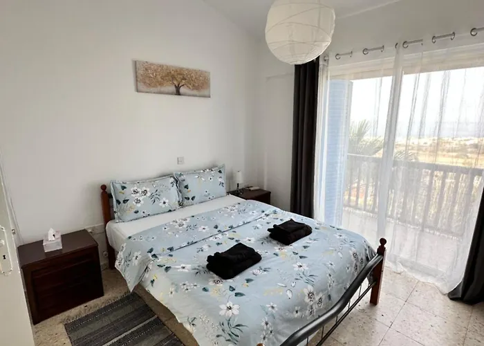 Two Bedroom Sea View Townhouse-villa Libellula Feriehus Klorakas
